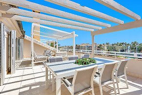 YOLO Spaces – Sotogrande Ocean View Penthouse