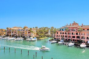 YOLO Spaces – Sotogrande Ocean View Penthouse