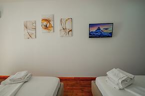 Hotel Summer