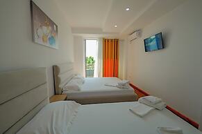 Hotel Summer