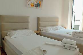 Hotel Summer