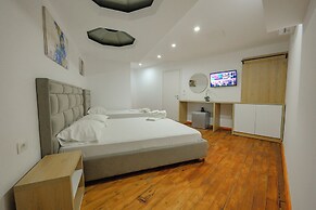 Hotel Summer