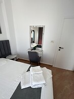 Hotel Summer
