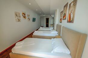 Hotel Summer