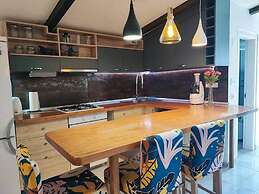 Kima Apartman With Garden for 6