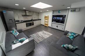 Homely Studio Next to City Centre