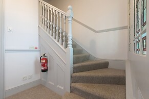 4 Pentowan Court