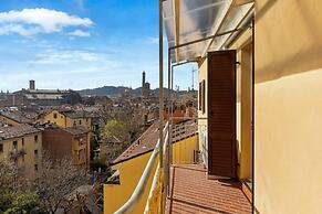Irnerio Apts - Black Widow by Wonderful Italy