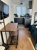 The Annexe, 25 Gorsehill Road