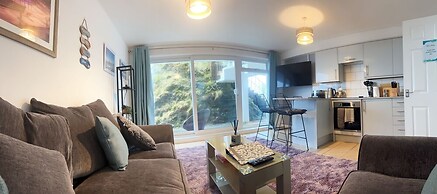 Beach Court Apartment
