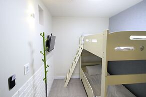 Hotel Ivory