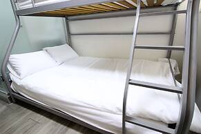 Hotel Ivory