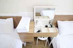 Hotel Ivory
