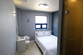 Hotel Ivory