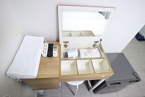 Hotel Ivory