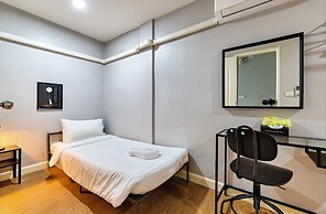 Bangkok Watergate Townhouse