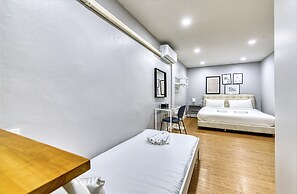 Bangkok Watergate Townhouse
