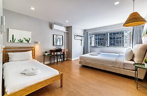 Bangkok Watergate Townhouse
