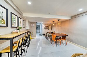 Bangkok Watergate Townhouse