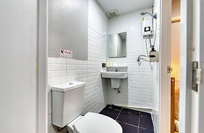 Bangkok Watergate Townhouse