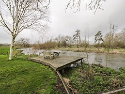 Avon Turn View