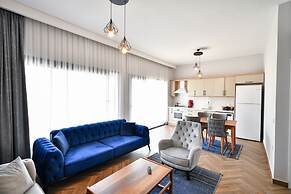 Red Moon Suites