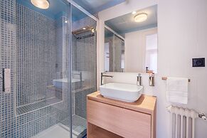 Granada Suites by Olala Homes