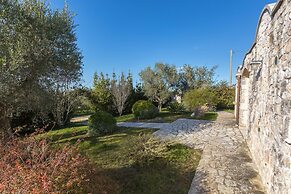 3279 Trullo Due Coni by Barbarhouse
