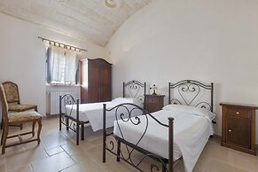 3279 Trullo Due Coni by Barbarhouse