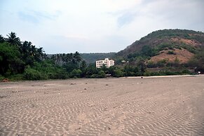 The Byke Skylark Seafront Resort, Dapoli