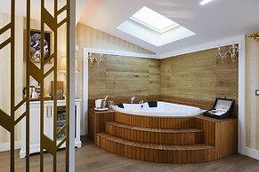 Elysium Deluxe Suites