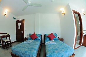 Antares Dhangethi