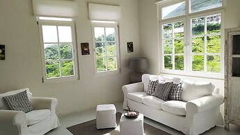 Whale Tails Island Suites & Villas