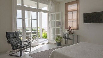Whale Tails Island Suites & Villas