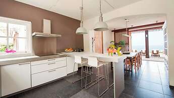 Whale Tails Island Suites & Villas