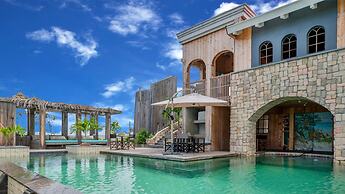 Whale Tails Island Suites & Villas