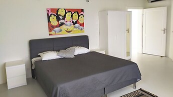 Whale Tails Island Suites & Villas