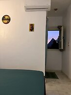 Giza pyramids view Homestay