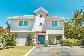 Cozy 3br-villa w Pool BBQ in Punta Cana