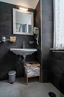 Teresa Rooms&Suites