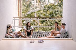 Happiness Hostel Siargao