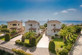 Villa Artemis & Villa Aethra