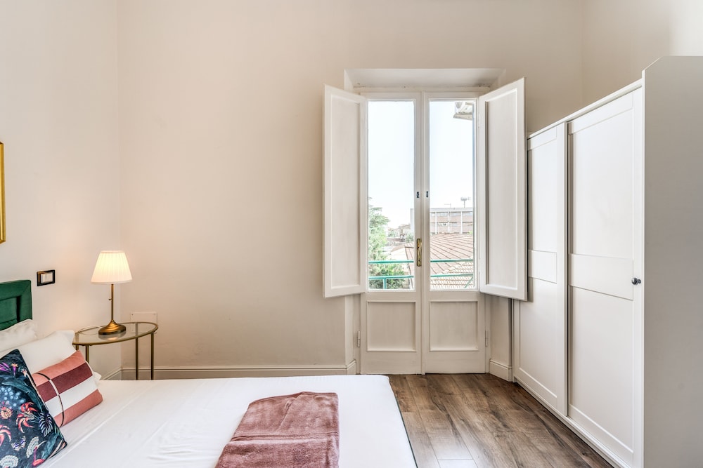 AwesHome - Pisa Park View Apartment