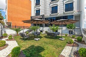 The Private Airport Hotel