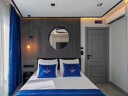 The Private Airport Hotel