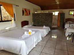 Chez Maria Goretti Hotel