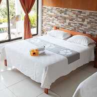 Chez Maria Goretti Hotel