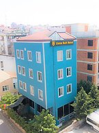 Lions Suit Hotel