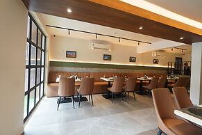 Swarnam Hotel
