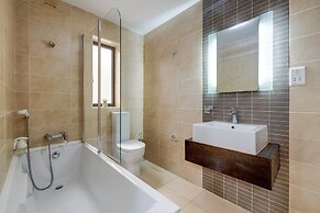 2 Bedroom Apartment Sliema Tigne Suites